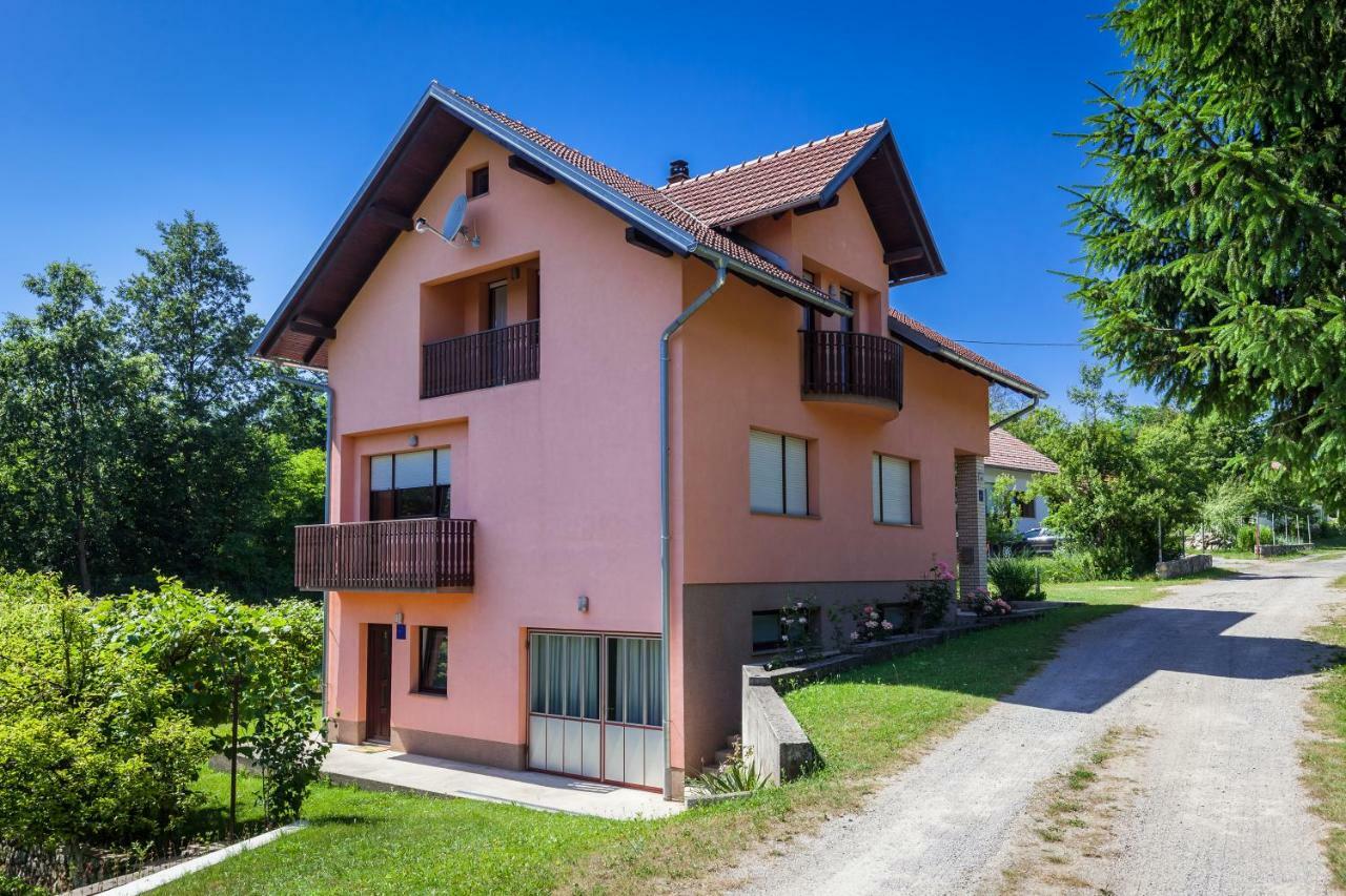 Green Oase Slunj Exterior photo
